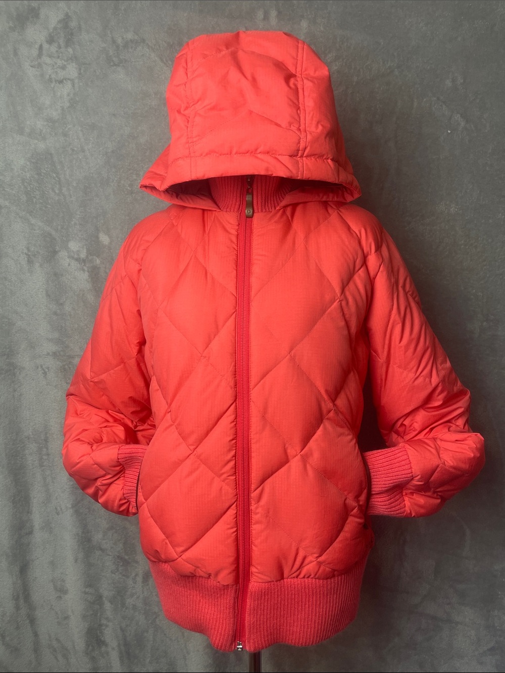 Merrell Women’s M Duck Down Puffer Quilted Hooded Diamond Jacket - Coral